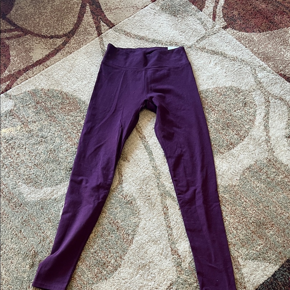 Aerie burgundy Leggings  NWT